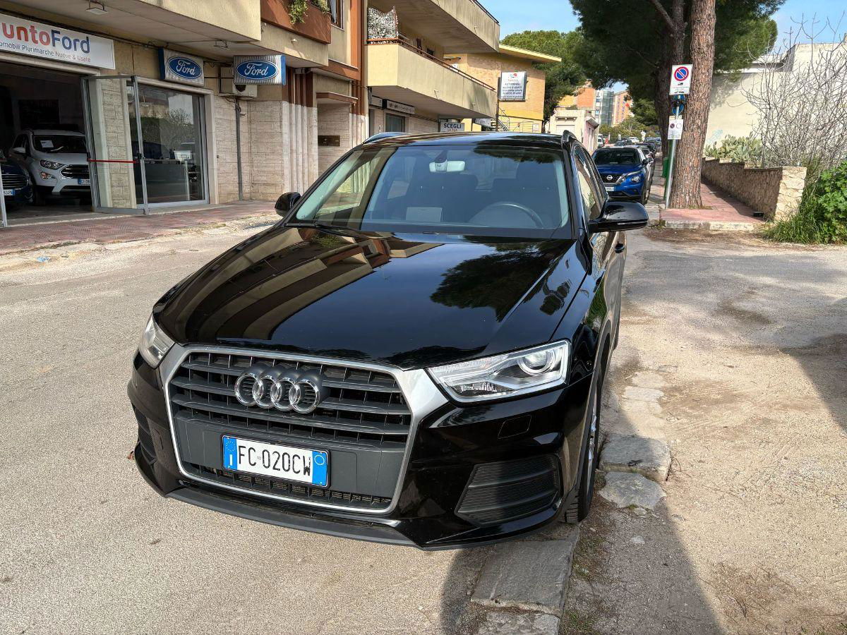 AUDI – Q3 – 2.0 TDI 120 CV Business